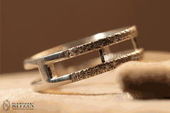 Alianza de boda de dos líneas con moissanita redonda de 1,55 TCW, única para mujer, con diamantes de media eternidad, joyería exclusiva, regalo para ella 