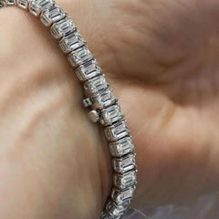 Tennisarmbänder mit Moissanit-Diamanten im Smaragdschliff
