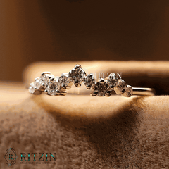 Alianza de boda única de moissanita redonda de 1,00 TCW para mujer, estilo media eternidad, regalo de joyería para ella