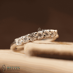 Exklusiver 0,72 TCW Moissanit-Verlobungsring für Damen, brillanter 7-Stein-Stil mit verstecktem Halo, einzigartiger Schmuck, Geschenk für Sie 