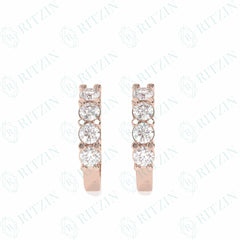 Pendientes de aro Huggie de corte brillante redondo de 0,90 quilates con diamantes cultivados en laboratorio de 10 quilates para mujer